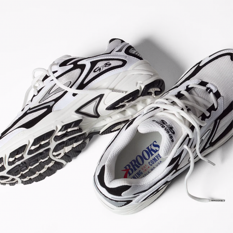 Adrenaline GTS 4 - White/Black/Silver