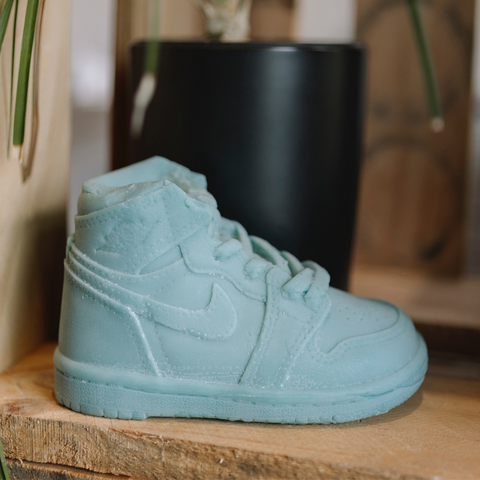 Jordan 1 Candle - Fruit Loops