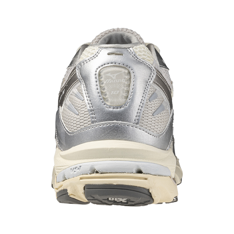 Wave Rider 10 - Nimbus Cloud