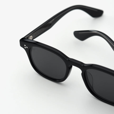 Atria Sunglasses - Black/Black