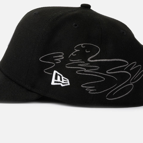 Chilling New Era 59Fifty Cap - Black