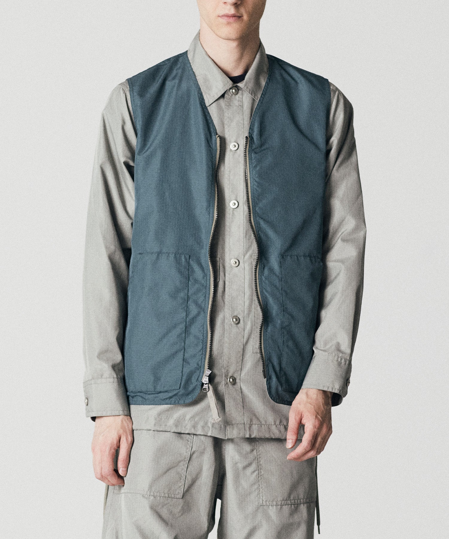 Non-Down Military Reversible V-Neck Vest - Dark Sage Green