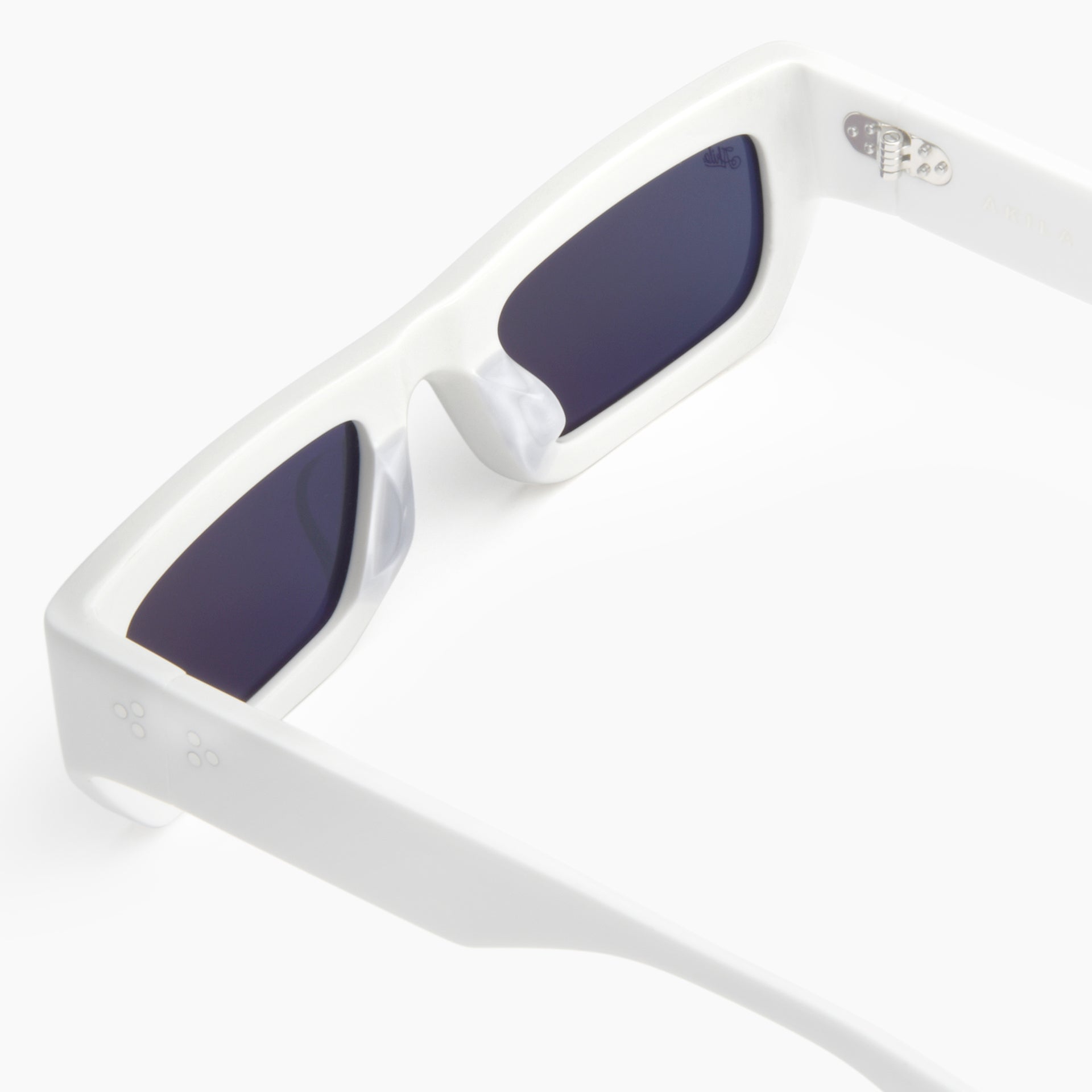 Polaris Sunglasses - White/Black